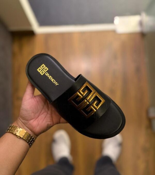 GIVENCHY Slides