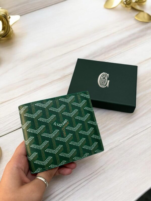 mens-black-leather-bifold-wallet-themykart