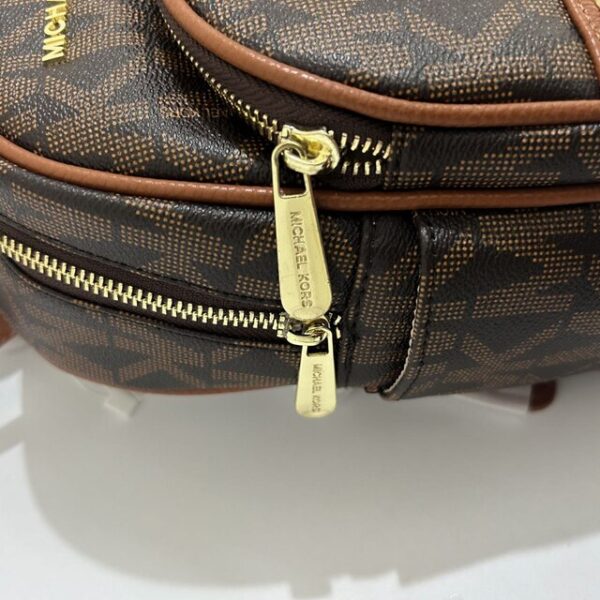 women backpack India